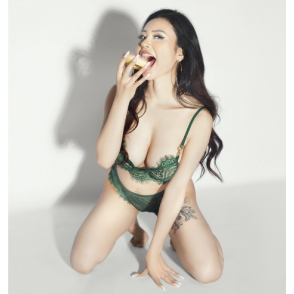 Feel Rae Lil Masturbator - Image 9