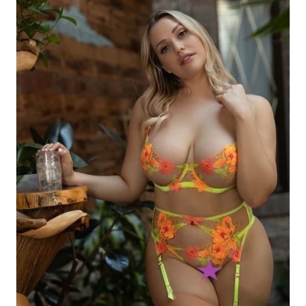 Quickshot Mia Malkova - Image 7